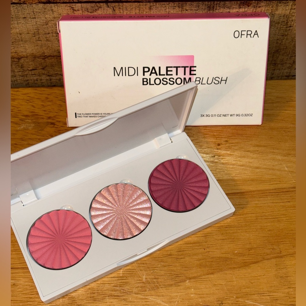 🔥 SOLD🔥OFRA Cosmetics Midi Palette - Blossom Blush - Picture 1 of 6